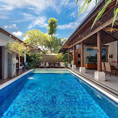 Lakshmi Villas Seminyak Buitenkant foto