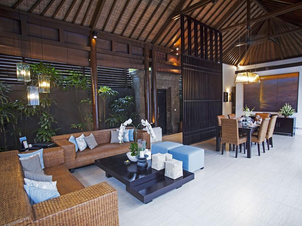 Lakshmi Villas Seminyak Buitenkant foto