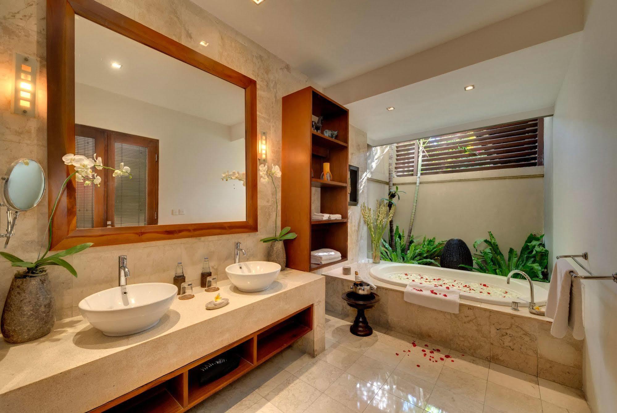 Lakshmi Villas Seminyak Buitenkant foto
