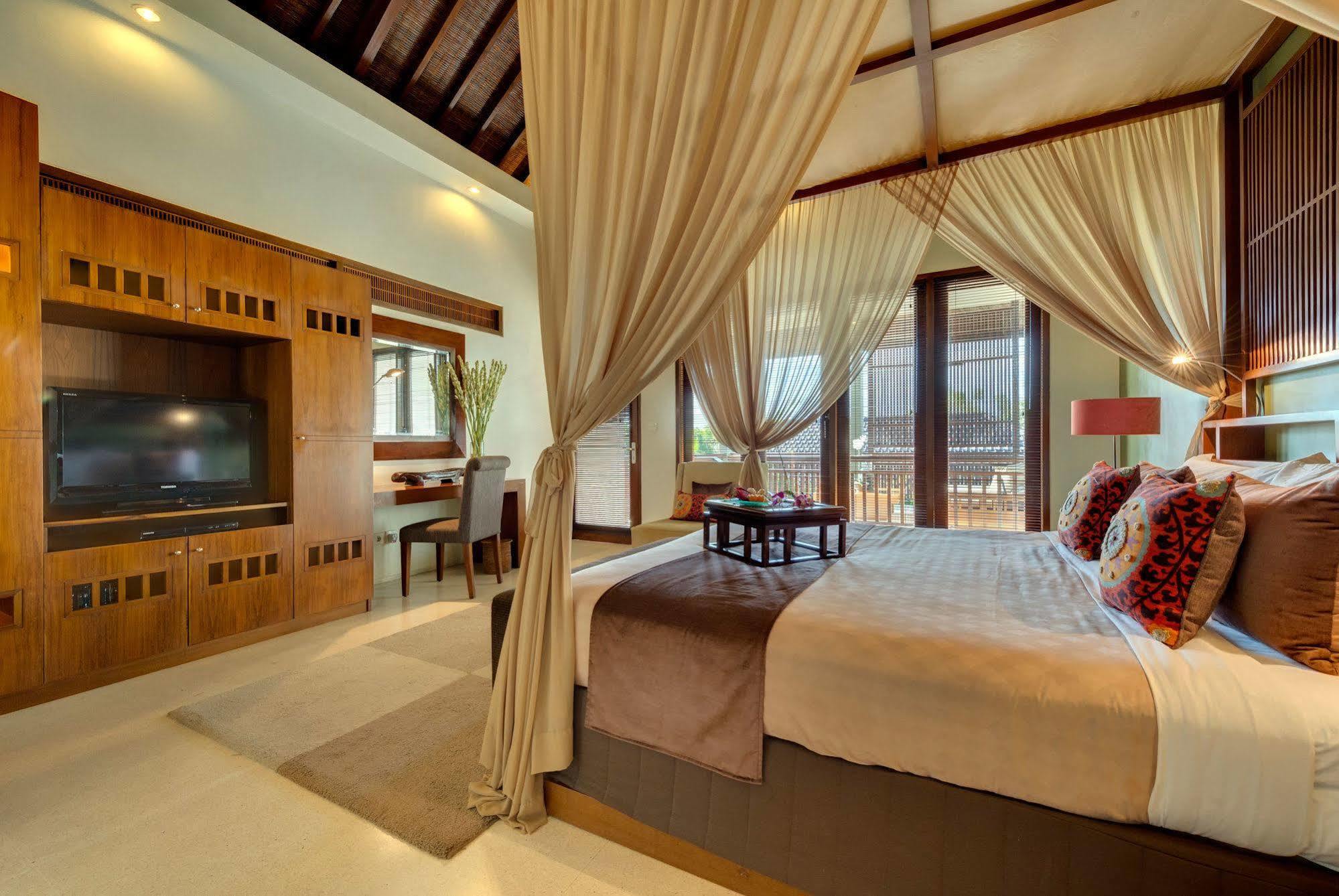 Lakshmi Villas Seminyak Buitenkant foto