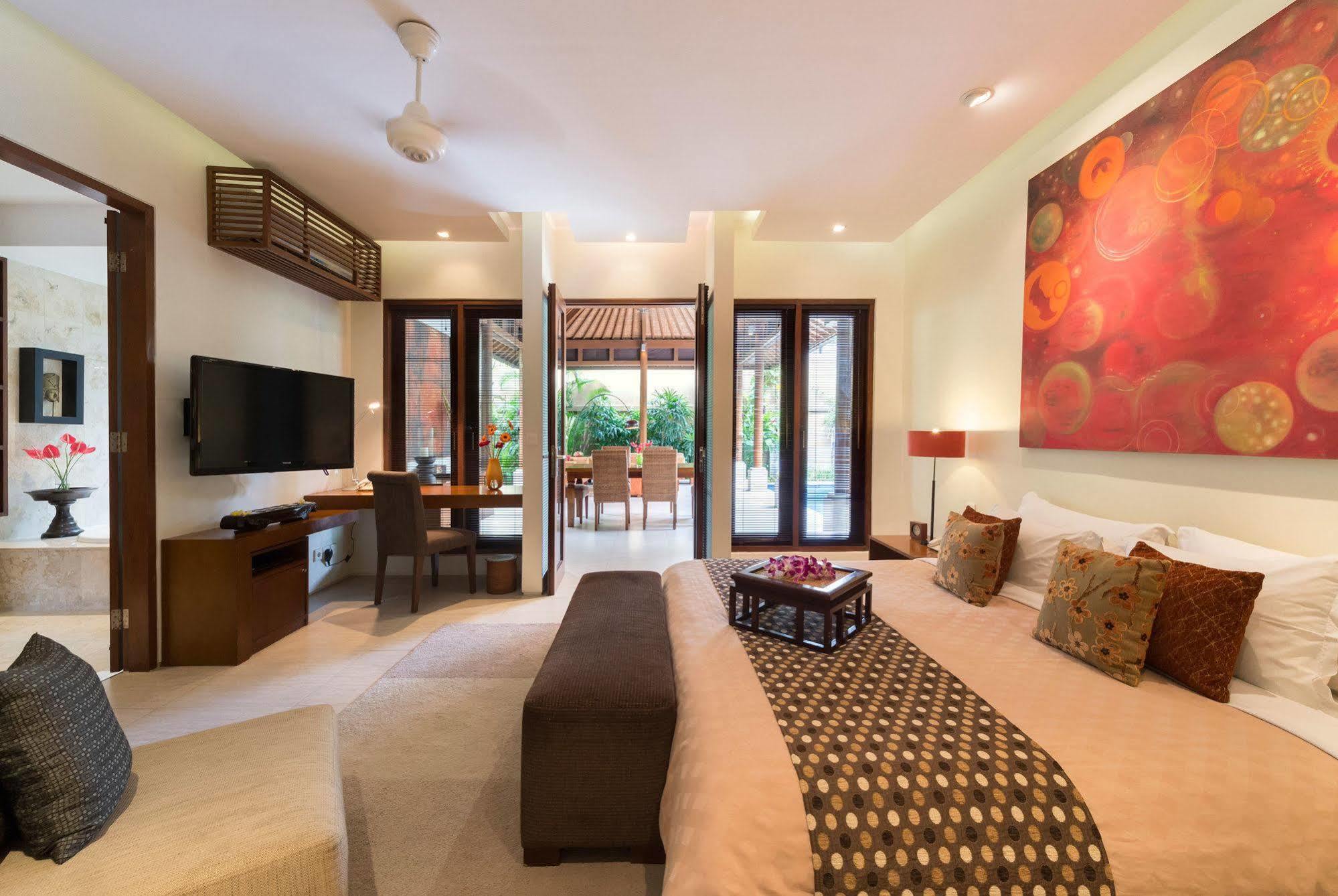 Lakshmi Villas Seminyak Buitenkant foto
