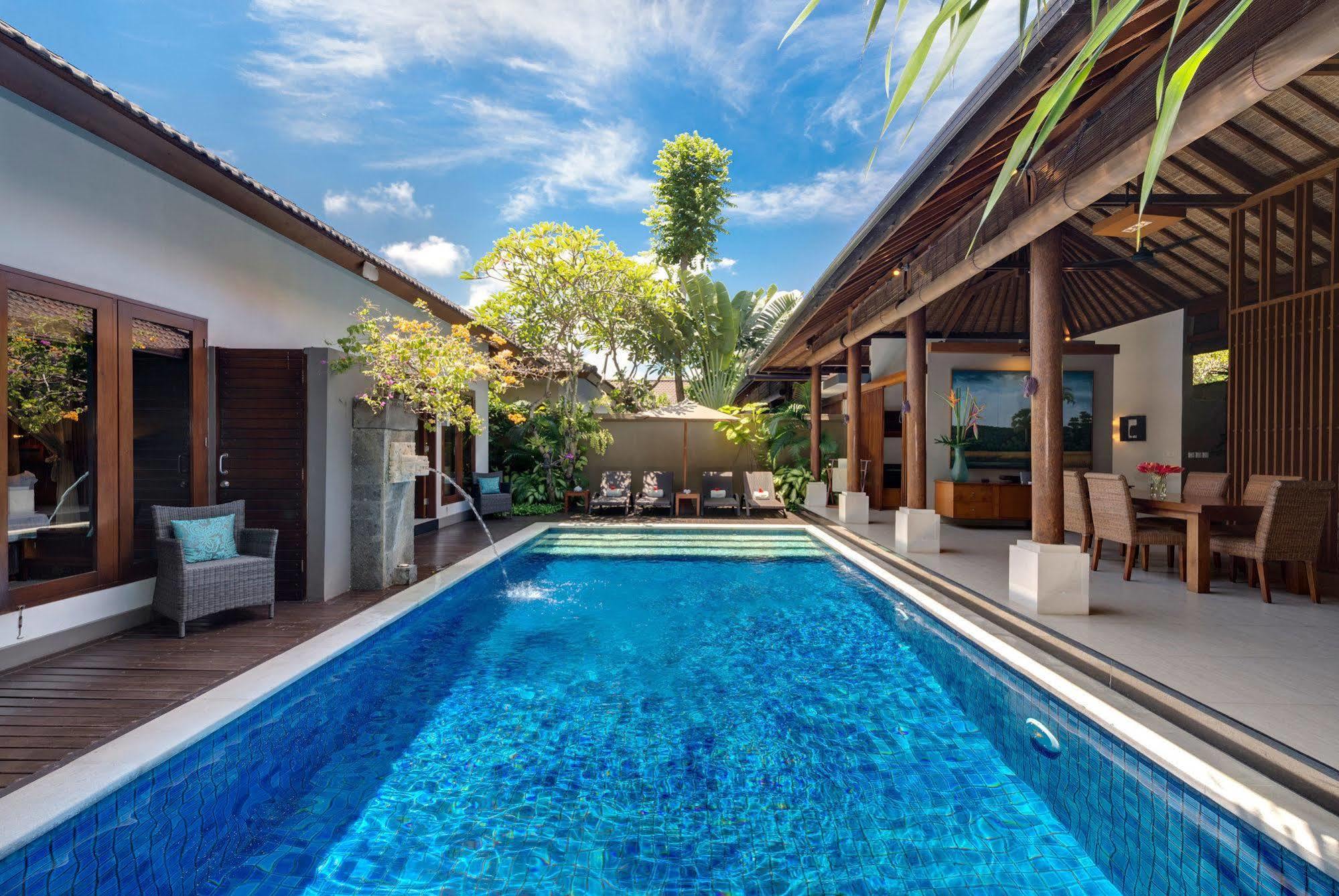 Lakshmi Villas Seminyak Buitenkant foto